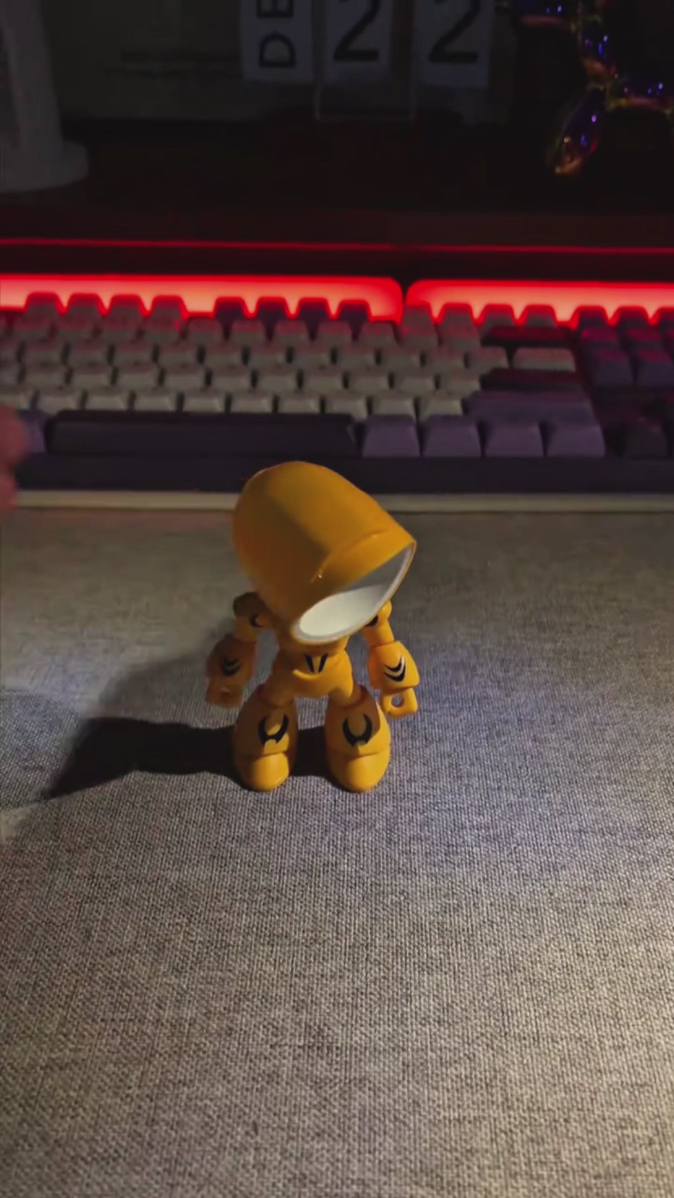 LED Hero mecha Table Lamp 🤖
